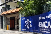 Bác sĩ hợp tác chuyên môn với Thẩm mỹ viện Emcas dùng bằng giả