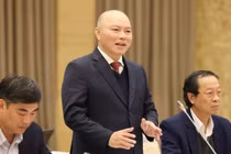 Bộ Nội vụ: Tiền trả cho cán bộ tinh giản thấp hơn lương tiếp tục làm việc 5 năm