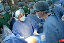 Ca ghép phổi thứ 3 trong năm 2024: Bệnh nhân là bác sĩ, đã thở oxy 6 tháng