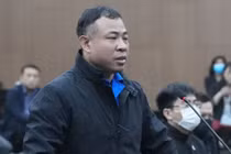 Xét xử vụ cháy 56 người tử vong: Quanh co lời khai "không biết, không nhớ"