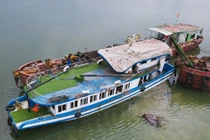 Vụ lật tàu vịnh Hạ Long và lỗ hổng chuyển đổi số