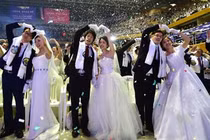 Choáng với đám cưới tập thể 3.000 đôi ở Hàn Quốc