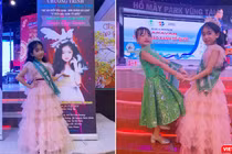 Siêu mẫu nhí Nguyễn Thảo Nguyên (mang vương miện) được vinh danh với vai trò Thiên thần xanh vì môi trường. (Ảnh: Như Huỳnh) 