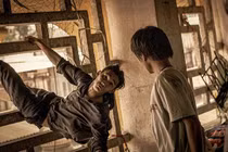 Cảnh trong phim "Ròm" (Ảnh: ĐPCC) 