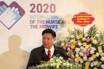 Thứ trưởng Bộ Y tế Đỗ Xuân Tuyên phát biểu tại Hội thảo khoa học về điều dưỡng (Ảnh: Thanh Hằng) 