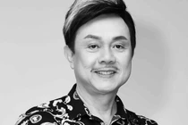 Thông tin nghệ sĩ Chí Tài đột ngột qua đời vì đột quỵ khiến rất đông đồng nghiệp, khán giả yêu quý danh hài cảm thấy bàng hoàng (Ảnh: FBNV)