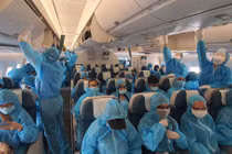 Máy bay của Vietnam Airline giải cứu người Việt mùa COVID-19 (Ảnh: VNA cung cấp)