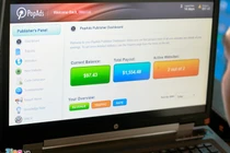 Popads, một trong số những kênh phân phối quảng cáo ưa thích của các trang phim lậu.