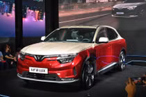 VinFast VF 8 phiên bản mới có gì đặc biệt, khác gì phiên bản trước?