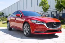 Mazda6 2.5L Signature Premium quay trở lại, giá giảm còn 874 triệu đồng