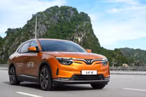 Khách hàng có thêm lựa chọn khi mua ô tô điện VinFast