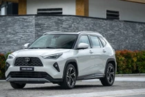 Doanh số sụt giảm, Vios và Yaris Cross "gồng gánh" doanh số của Toyota