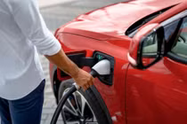 Người dùng xe điện VinFast ở châu Âu có thể sử dụng mạng lưới 700.000 cổng sạc