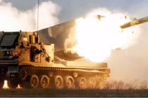 Ukraine nhận được hệ thống phóng tên lửa M270 từ Mỹ (Ảnh: The Drive)