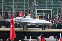 Người dân Lithuania quyên góp 5,4 triệu USD để viện trợ cho Ukraine UAV chiến đấu (Ảnh: Business Insider)