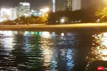 Công ty Kim Long Nam là thủ phạm xả nước thải trái phép ra biển Mỹ Khê đêm ngày 5/8 (ảnh cắt từ clip bạn đọc cung cấp)