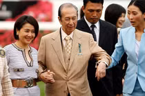 Những cậu ấm, cô chiêu tài giỏi của 'vua sòng bạc Macau' Hà Hồng Sân (Ảnh: SCMP)