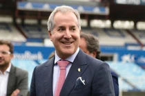 Jorge Mas, vị tỉ phú đứng đằng sau thương vụ đưa Lionel Messi sang Mỹ chơi bóng (Ảnh: sportaragon.com)