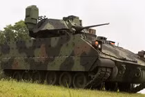 Xe chiến đấu bộ binh Bradley M2A4 của Quân đội Mỹ. Ảnh minh họa Military Leak