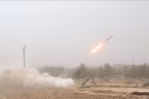 Lực lượng thánh chiến Palestine phóng rockets vào Israel. Ảnh minh họa Anadolu Agency.
