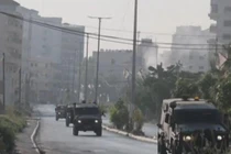 Quân đội Israel tiến hành cuộc tấn công vào trại tị nạn người Palestine ở thành phố Jenin trên Bờ Tây. Ảnh CBS News