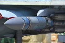 Tên lửa chống radar Kh-31PM, không quân Nga sử dụng trên chiến trường Ukraine. Ảnh RG