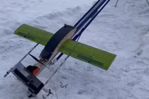 UAV tự sát giá rẻ mới của Nga, có tên gọi Privet-82 trong cuộc thử nghiệm tháng 3/2023. Ảnh TASS