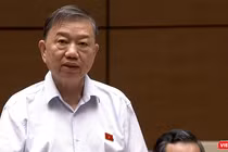 Bộ trưởng Tô Lâm cùng tham gia trả lời chất vấn, giải trình về nhóm vấn đề thuộc lĩnh vực thông tin và truyền thông (vừa diễn ra hôm nay - 4/11).