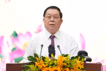 Ông Nguyễn Trọng Nghĩa, Bí thư Trung ương Đảng, Trưởng ban Tuyên giáo Trung ương phát biểu tại hội nghị. Ảnh: Nguyễn Nguyễn.