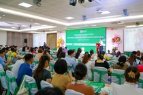 Quang cảnh hội thảo khoa học chuyên đề “Dinh dưỡng, thực phẩm với sức khoẻ và phòng bệnh”.