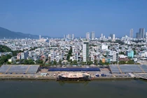 Sân khấu và khán đài cho lễ hội Pháo hoa quốc tế Đà Nẵng -DIFF 2023 đang vào giai đoạn hoàn thiện