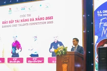 Ông Nguyễn Đức Quỳnh – Phó Chủ tịch Hội Du lịch TP Đà Nẵng phát biểu tại cuộc thi