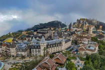 Quần thể Khu du lịch sinh thái và đô thị Bà Nà - Suối Mơ tại Đà Nẵng.