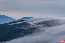 Suối mây đẹp ngỡ ngàng ở Sơn Trà trong ngày Tết Quý Mão