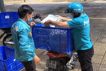 Những doanh nghiệp nhỏ và vừa, đơn vị kinh doanh nhỏ lẻ được khuyến khích tham gia để chuyển dịch việc kinh doanh lên môi trường số.
