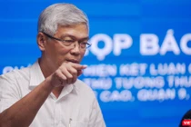 Ông Võ Văn Hoan - Phó Chủ tịch UNBD TP.HCM chủ trì cuộc họp báo chiều 14/8 (Ảnh: Phạm Nguyễn)