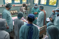 Ca phẫu thuật kéo dài tới 15 tiếng đồng hồ liền 