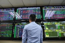 Chứng khoán năm 2023 được dự báo thế nào?