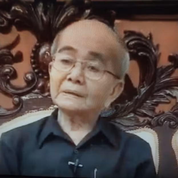 ong-sai-phu-thoong-tra-loi-phong-van.png