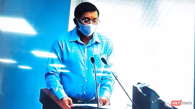 Tường trực UBND TP.HCM phê bình nghiêm khắc Sở Tài nguyên - Môi trường. (Ảnh chụp lại màn hình video ghi lại cuộc họp).