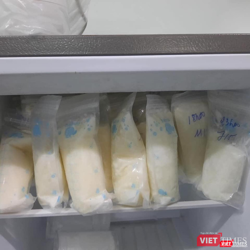 Nhiều mẹ bỉm sữa đã liên hệ BV tặng sữa cho em bé mắc COVID-19. Ảnh: NVCC