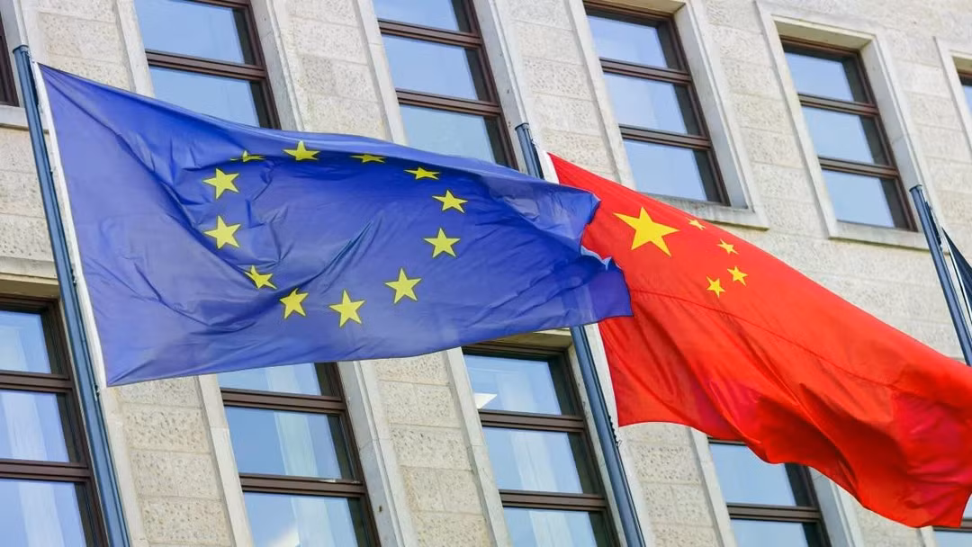 Trung Quốc ngày 24/7 thông báo đưa 14 thực thể thuộc Liên minh châu Âu (EU) vào danh sách kiểm soát xuất khẩu. Ảnh: Getty.