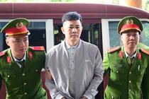 Các bị cáo tại phiên tòa phúc thẩm.