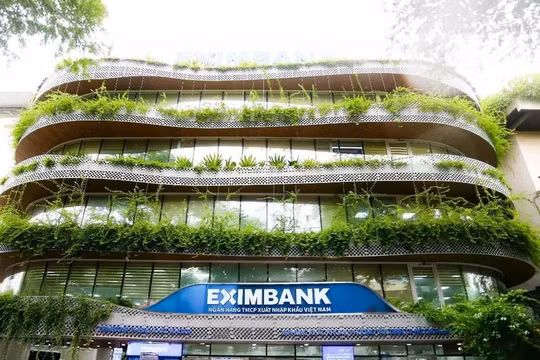 Eximbank báo lãi hơn 1.500 tỷ đồng, ưu tiên dự phòng rủi ro trong giai đoạn chuyển đổi