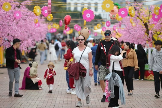 Mức thưởng Tết năm 2026 cao nhất thuộc về nhóm doanh nghiệp có vốn đầu tư nước ngoài (FDI) với mức thưởng là 368,2 triệu đồng.