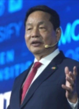 Chủ tịch FPT Trương Gia Bình lý giải cần AI chủ quyền Việt Nam