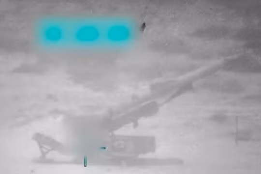 Mỹ công bố loạt khoảnh khắc hủy diệt các bệ phóng tên lửa của Iran