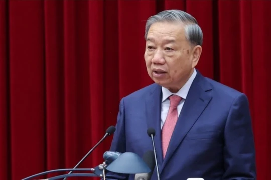 Khai mạc Hội nghị Trung ương 15, Tổng bí thư nêu giải quyết ba vấn đề quan trọng