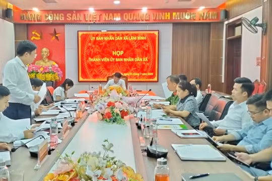 Gỡ “điểm nghẽn” hội họp tràn lan