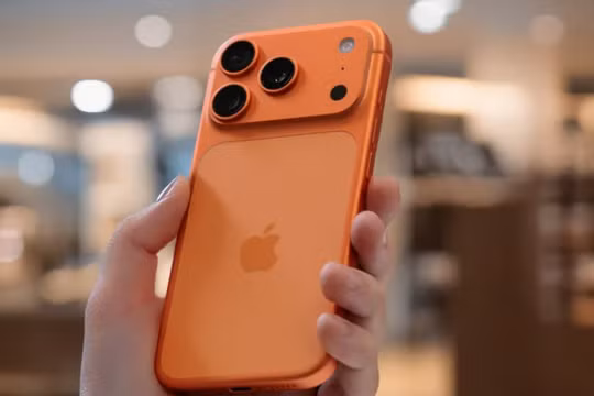 Chu kỳ nâng cấp điện thoại iPhone ngày càng kéo dài nhờ độ bền phần cứng vượt trội. Ảnh: BGR.